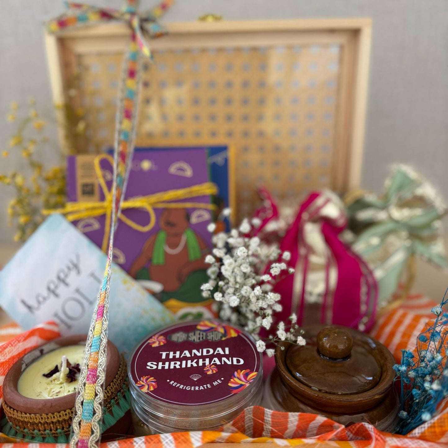 Ratan Holi Box