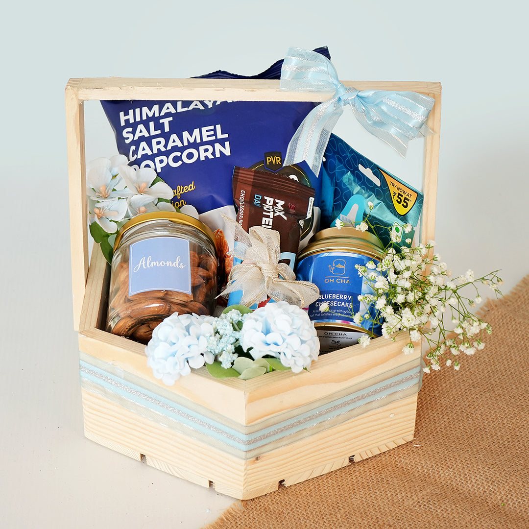 Wooden Gourmet Basket