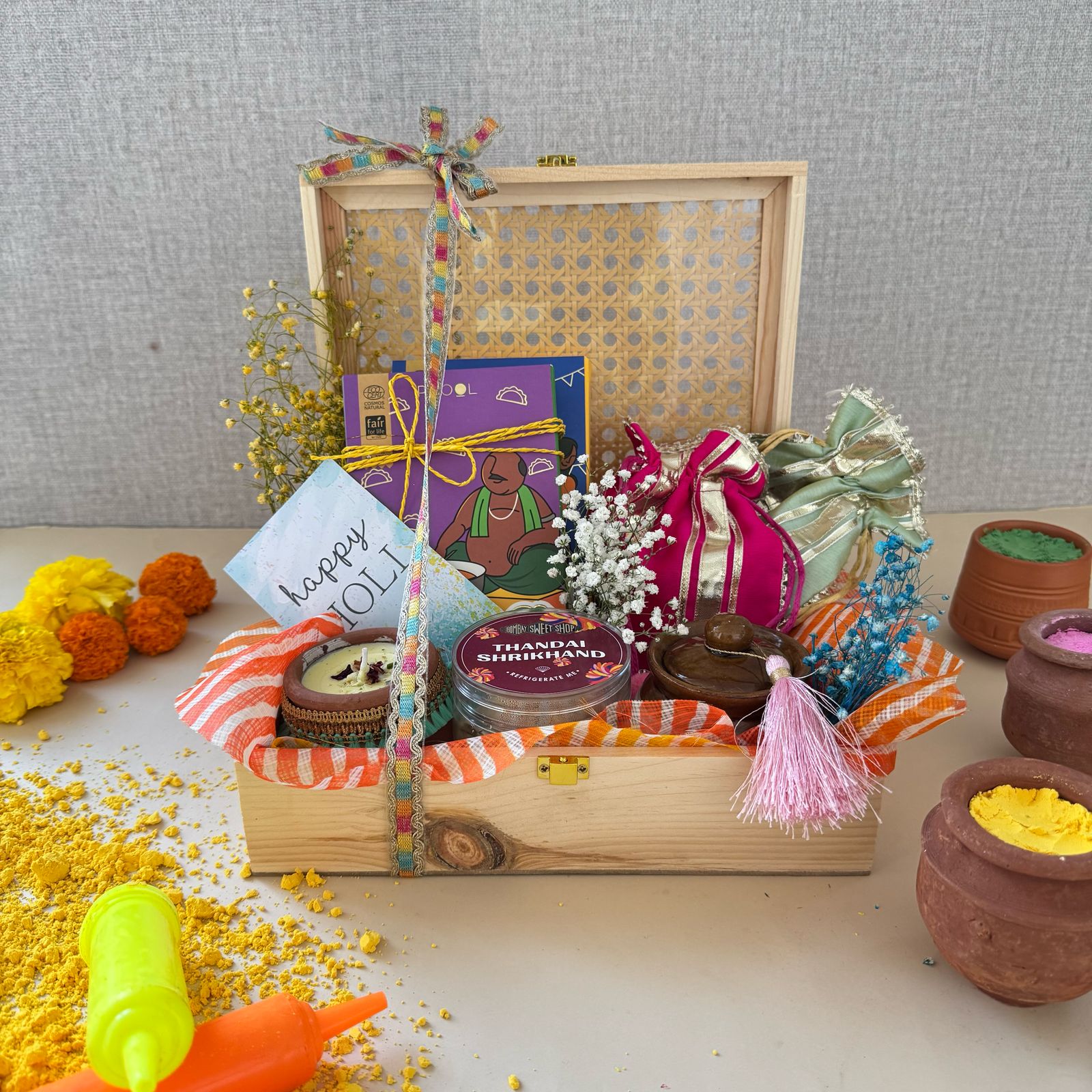 Ratan Holi Box
